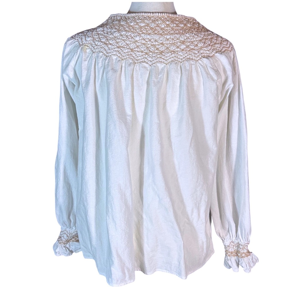 Faherty Smocked Blouse Womens Medium White Organic Cotton Boho Embroidered Top - Picture 3 of 7